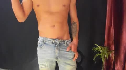 Snapshot of khatarsis2000 chatting on 17, 2, 2026 DonyBrown online show from 17, 2, 2026