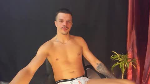 Snapshot of khatarsis2000 chatting on 18, 2, 2026 DonyBrown online show from 18, 2, 2026