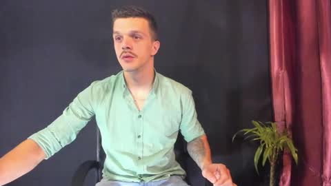 Snapshot of khatarsis2000 chatting on 1, 3, 2026 DonyBrown online show from 1, 3, 2026