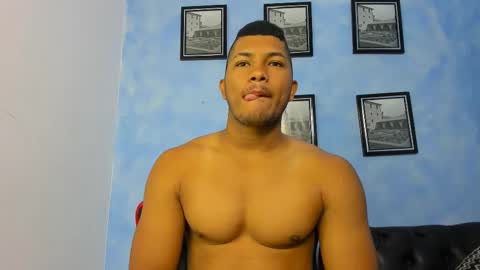 Snapshot of khen_west1 chatting on 22, 10, 2025 khen_west1 online show from 22, 10, 2025