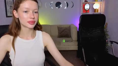Snapshot of khloebeauty chatting on 12, 6, 2026 khloebeauty online show from 12, 6, 2026