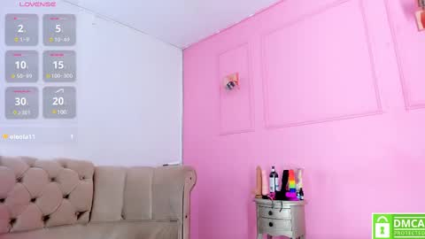 Snapshot of khloeblake chatting on 2, 12, 2024 Khloe online show from 2, 12, 2024