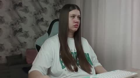 kianna_dior_ online show from 26, 3, 2026