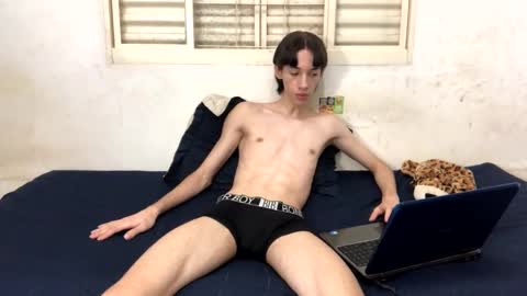 Snapshot of kiantwink chatting on 10, 12, 2024 kiantwink online show from 10, 12, 2024