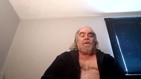 Snapshot of kickinme chatting on 9, 3, 2025 KICKINME online show from 9, 3, 2025