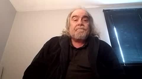 Snapshot of kickinme chatting on 11, 3, 2025 KICKINME online show from 11, 3, 2025