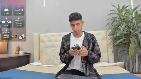 Kieran Derek online show from 28, 9, 2025