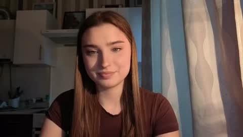 Snapshot of kierstentates chatting on 25, 4, 2026 Ola my name is Lissa Lets hit 10 Thumbs Up together online show from 25, 4, 2026