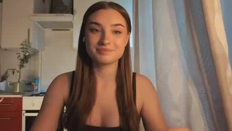 Snapshot of kierstentates chatting on 5, 6, 2026 Ola my name is Lissa Lets hit 10 Thumbs Up together online show from 5, 6, 2026