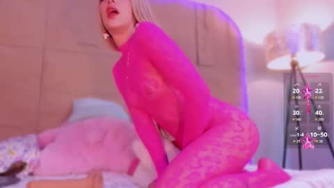 KIM COOPER online show from 25, 3, 2026