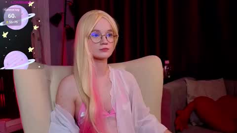 Snapshot of kiki_blue_eyes chatting on 2, 2, 2026 kiki_blue_eyes online show from 2, 2, 2026