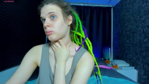 Snapshot of kiki_krash chatting on 16, 1, 2026 Kiki online show from 16, 1, 2026