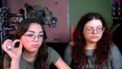 kiki_swan online show from 5, 12, 2025