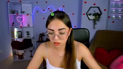 kiki_swan online show from 11, 6, 2026