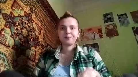 kikibang_ online show from 31, 10, 2025