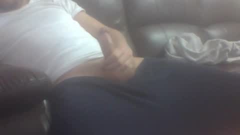 Snapshot of kiko83c chatting on 12, 1, 2025 New accound cavilacion  online show from 12, 1, 2025