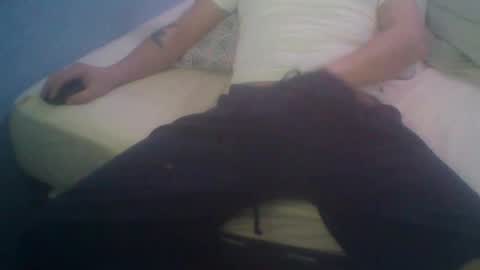 Snapshot of kiko83c chatting on 26, 2, 2025 New accound cavilacion  online show from 26, 2, 2025