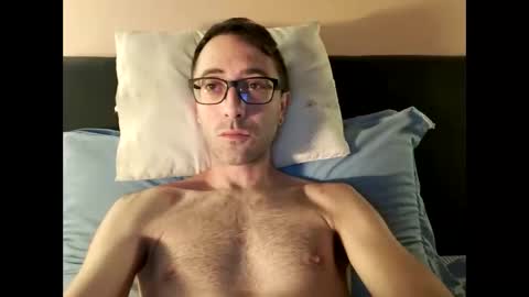 Snapshot of killua1993 chatting on 1, 10, 2025 kingstoned online show from 1, 10, 2025