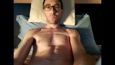 Snapshot of killua1993 chatting on 3, 10, 2025 kingstoned online show from 3, 10, 2025