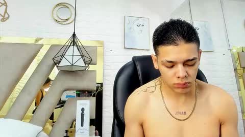 Snapshot of kim69_and_noah chatting on 5, 2, 2026 cherry online show from 5, 2, 2026