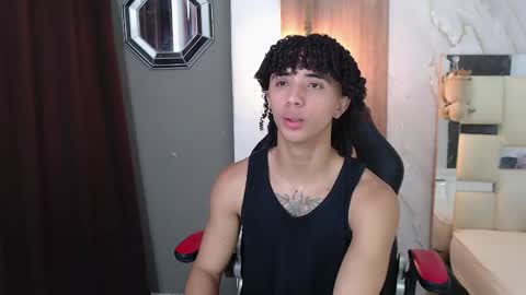 Snapshot of kim_curly_ chatting on 3, 5, 2026 KIM online show from 3, 5, 2026