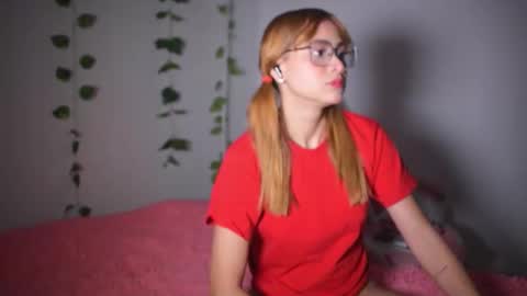 ISABELLA 3 online show from 24, 2, 2026