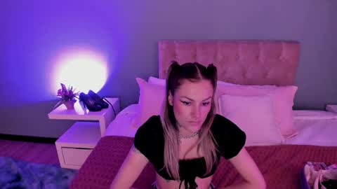 Snapshot of kim_jeins666 chatting on 16, 4, 2026 Kim Jeins666 online show from 16, 4, 2026