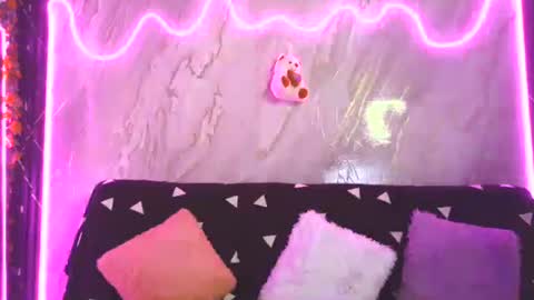 Snapshot of kima_20 chatting on 1, 11, 2025 kima_20 online show from 1, 11, 2025