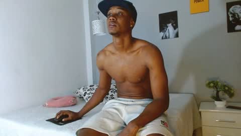 Snapshot of kimandyuk chatting on 5, 12, 2024 Kim Yuk online show from 5, 12, 2024