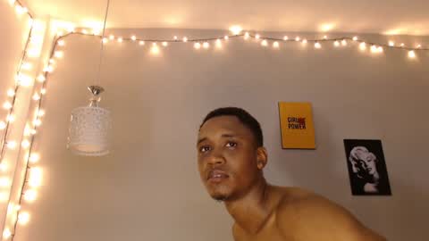 Snapshot of kimandyuk chatting on 13, 12, 2024 Kim Yuk online show from 13, 12, 2024