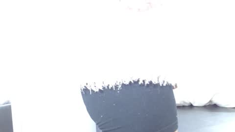 Snapshot of kimandyuk chatting on 8, 2, 2025 Kim Yuk online show from 8, 2, 2025