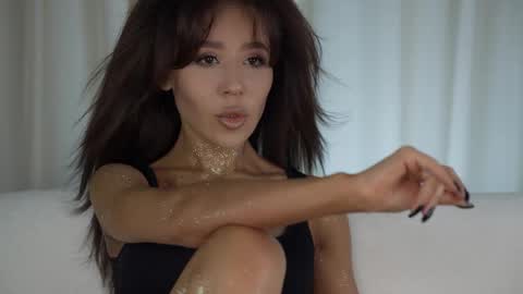 Snapshot of kimberly_bohnes chatting on 4, 4, 2026 kimberly_bohnes online show from 4, 4, 2026