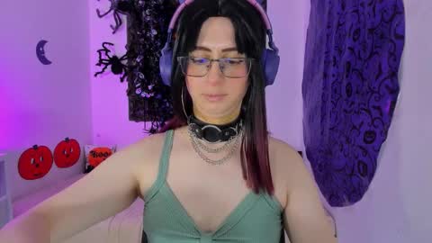 kimberly_thonson online show from 22, 10, 2025