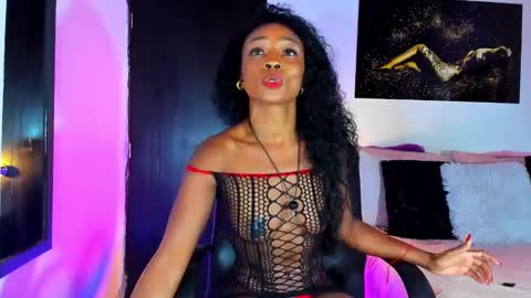 Snapshot of kimberlybanks2 chatting on 7, 2, 2025 Kimberly Banks online show from 7, 2, 2025