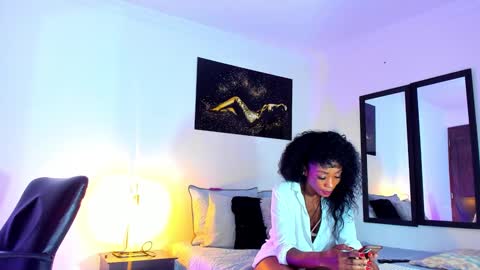 Snapshot of kimberlybanks2 chatting on 27, 2, 2025 Kimberly Banks online show from 27, 2, 2025