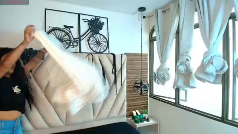 Snapshot of kimberlyfox_t chatting on 10, 5, 2026 kimberlyfox_t online show from 10, 5, 2026