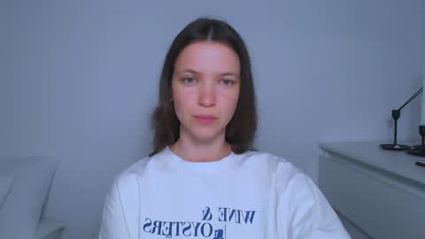Snapshot of kimberlyhart_ chatting on 7, 5, 2026 Kimberly online show from 7, 5, 2026