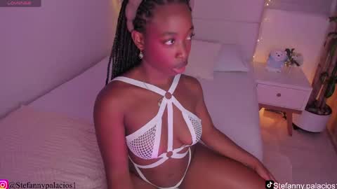 Snapshot of kimberlylenox chatting on 21, 4, 2026 Queen Kim online show from 21, 4, 2026