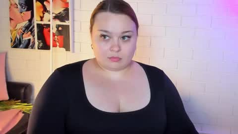 Snapshot of kimberlymaran chatting on 1, 6, 2026 The one that you wont be able to forget online show from 1, 6, 2026