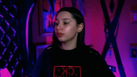 Snapshot of kimclarks chatting on 14, 10, 2025 kimclarks online show from 14, 10, 2025