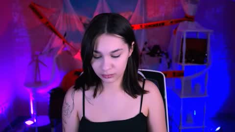 Snapshot of kimclarks chatting on 30, 10, 2025 kimclarks online show from 30, 10, 2025