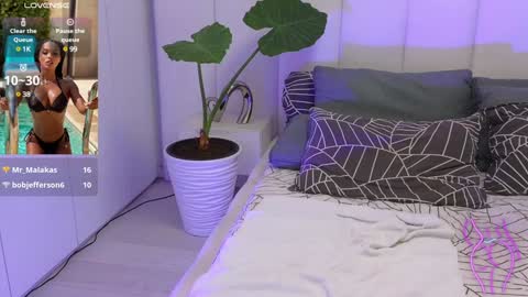 Kim online show from 10, 12, 2024