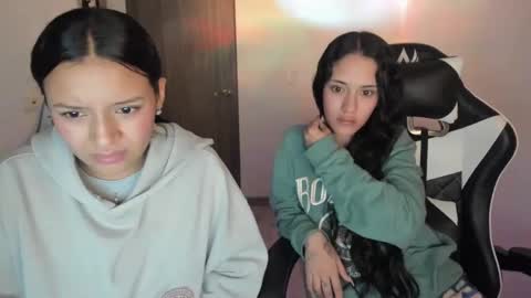 Snapshot of kimmi_foxy chatting on 26, 9, 2025 kimmi online show from 26, 9, 2025