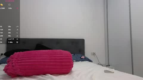 Snapshot of kimmie_ chatting on 7, 5, 2026 Kimmie online show from 7, 5, 2026