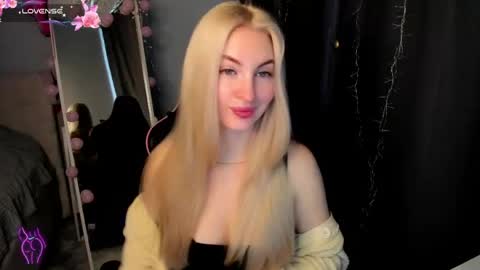 Snapshot of kimmy1_powell chatting on 19, 4, 2026 kimmy1_powell online show from 19, 4, 2026