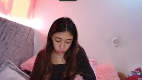 Snapshot of kimmy_veggaa chatting on 25, 9, 2025 kimm online show from 25, 9, 2025