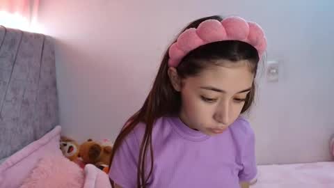 Snapshot of kimmy_veggaa chatting on 29, 9, 2025 kimm online show from 29, 9, 2025