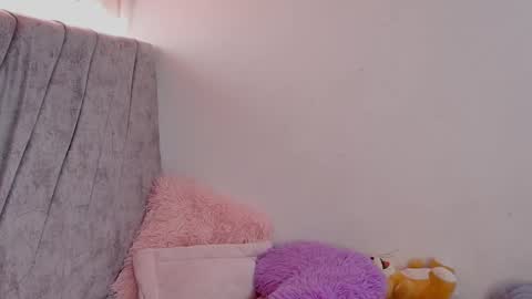 Snapshot of kimmy_veggaa chatting on 10, 10, 2025 kimm online show from 10, 10, 2025