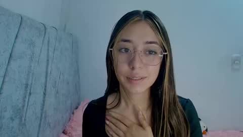 Snapshot of kimmy_veggaa chatting on 3, 11, 2025 kimm online show from 3, 11, 2025