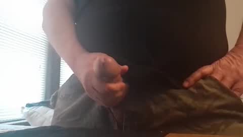 Snapshot of kindofabear chatting on 22, 2, 2026 Kindofabear online show from 22, 2, 2026